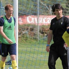 Varias ausencias en la primera sesión de la semana en El Rosal