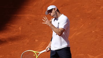 Alejandro Davidovich, durante su partido contra Casper Ruud en el Madrid Open.