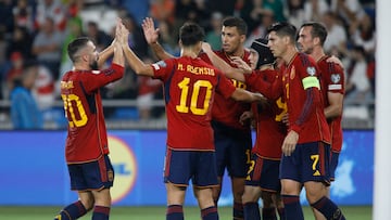 Los jugadores de la Selección celebran un gol ante Georgia.