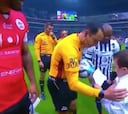 Piel de gallina: El gesto de un árbitro con un niño con Síndrome de Down que Twitter aplaude