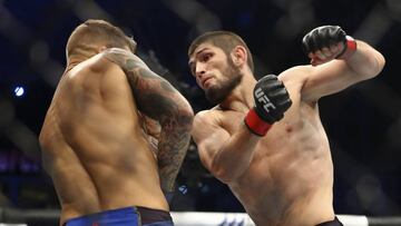 Khabib Nurmagomedov logr&oacute; sumar una nueva victoria al derrotar a Gaethje en el UFC 254, sin embargo el ruso ha roto corazones al anunciar su retiro.