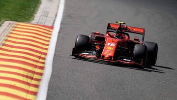 Leclerc y Ferrari se estrenan.