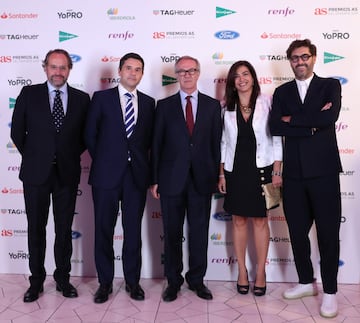 Juan Cantón (Gerente de As), Alejandro Martínez Peón (CEO Prisa Noticias), José Guirao (Ministro de Cultura y Deporte), María José Rienda (Presidenta del CSD) y Vicente Jiménez (Director de As).
 