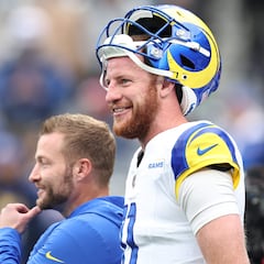 Carson Wentz es nuevo quarterback de los Kansas City Chiefs