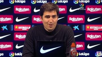 Iraola: "El Barça de Xavi es más fiel al Barcelona de siempre"