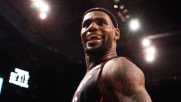 LeBron puso a Miami en la fase final.