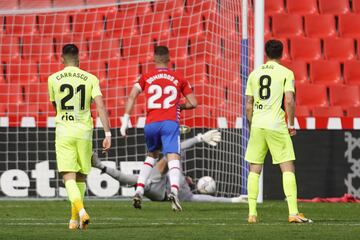 El futbolista madrileño adelantó al club colchonero con un zurdazo pegado al palo corto.