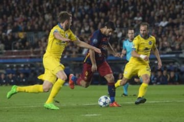 GOL 2-0 de Luis Su¨¢rez
