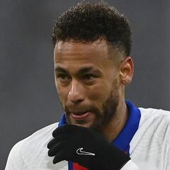 Neymar ya asoma la cabeza