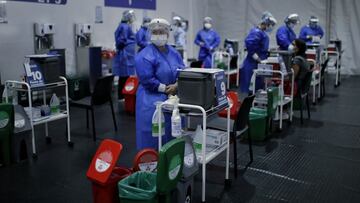 Casos y muertes de coronavirus en Colombia hoy 16 de noviembre de 2021. Se presentaron 24 nuevas muertes y más de 2.300 casos nuevos en todo el país.