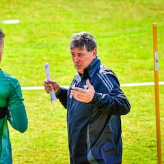 Señé y diez más para Menéndez en el Racing de Ferrol