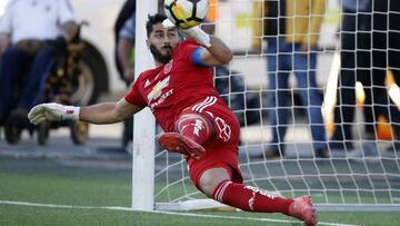 Futbol, San Luis vs Universidad de Chile
 Fecha 28, campeonato nacional 2018
 El arquero de Universidad de Chile Johnny Herrera no puede impedir el gol de Mauro Caballero para San Luis durante el partido de primera division disputado en el estadio Bicentenario Lucio Farina de Quillota, Chile.
 10/11/2018
 Andres Pina/Photosport
 
 Football, San Luis vs Universidad de Chile
 28th date, National Championship 2018
 Universidad de Chile&#039;s goalkeeper Johnny Herrera can&#039;t stop the goal pf Mauro Caballero for San Luis during the first divison match held at the Bicentenario Lucio Farina stadium in Quillota, Chile.
 10/11/2018
 Andres Pina/Photosport