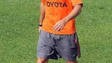 <b>DURO TRABAJO.</b> El jugador continúa con su dura recuperación para estar lo antes posible en el equipo.