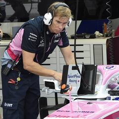 El entrenamiento de un piloto de F1 para correr a 50ºC en Singapur