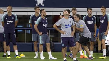 Valverde, impresionado por la grandeza del AT&T Stadium, utilizará este año el 4-4-2 y el 4-3-3.