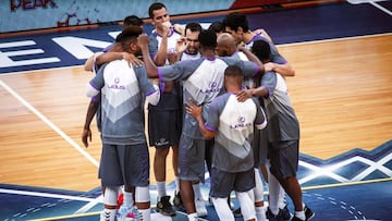 Athens (Greece), 02/10/2020.- A handout photo made available by FIBA's press office of Hereda San Pablo Burgos players before the semi final of the Basketball Champions League Final Eight between Hereda San Pablo Burgos and JDA Dijon at the Olympic Indoor Hall in Athens, Greece, 02 October 2020. (Baloncesto, Liga de Campeones, Grecia, Atenas) EFE/EPA/Panagiotis Moschandreou - HANDOUT HANDOUT EDITORIAL USE ONLY/NO SALES