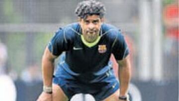 <b>EN CUADRO. </b>Frank Rijkaard, en un entrenamiento.