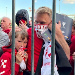 Police chief apologises to Liverpool fans for Champions League final treatment