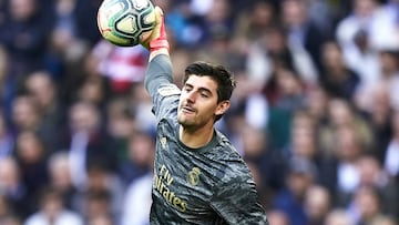 Courtois deja su tradicional '13'... por ser el '1' del Real Madrid