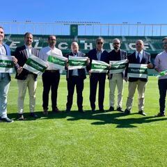 El Elche espera a 20.000 espectadores ante el Albacete