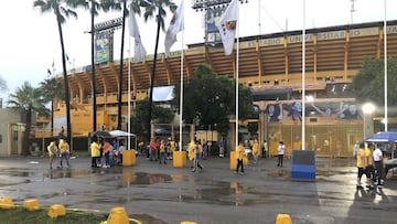 Lluvia en NL aumentó el caos para llegar al estadio de Tigres