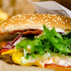 Al menos 13 intoxicados por salmonelosis tras comer en una conocida hamburguesería de Madrid