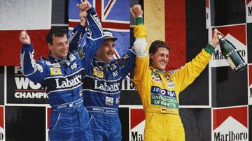 Antes de que la Fórmula 1 partiera de México, el Autódromo Hermanos Rodríguez fue testigo del primer podio del alemán Michael Schumacher, a la postre, el máximo ganador de títulos en la historia del máximo circuito del automovilismo (7), quien a bordo de un Benetto-Ford terminó en el tercer puesto, detrás los Williams de Mansell y Riccardo Patrese.