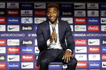 La presentación de Lemar, nuevo fichaje del Atlético, en imágenes