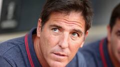 Berizzo en el banquillo ante el Kashima Antlers.