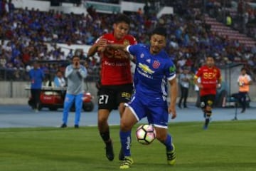 Futbol, Universidad de Chile vs Union EspaÃ±ola
SÃ©ptima fecha, campeonato de Clausura 2016/17
El jugador de Union EspaÃ±ola Pablo Galdames izquierda derecha centro, disputa el balon con Lorenzo Reyes Universidad de Chile vs Union EspaÃ±ola durante el partido de primera division disputado en el estadio Nacional de Santiago, Chile.
19/03/2017
Karin Pozo/Photosport
*************

Football, Universidad de Chile vs Union EspaÃ±ola
7th date, Clousure Championship 2016/17
Union EspaÃ±ola's player Pablo Galdameseft right center, battles for the ball against  Lorenzo Reyes  of Universidad de Chile, Union EspaÃ±ola during the first division football match at the Nacional stadium in Santiago, Chile.
19/03/2017
Karin Pozo/Photosport