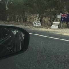 Rowe vacila a Dumoulin con el váter que le faltó en el Giro