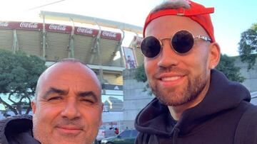 La sugestiva foto de Otamendi en el Monumental