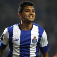 Tecatito es goleador del Porto y firma su mejor arranque