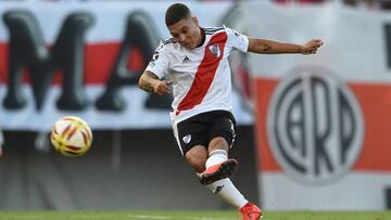 Juan Fernando Quintero marca en victoria de River ante San Martín