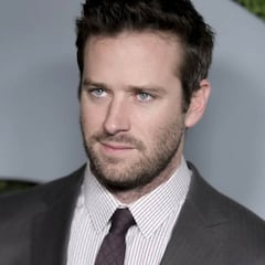 Armie Hammer, acusado por otra mujer de violación y abusos: "Pensé que iba a matarme"