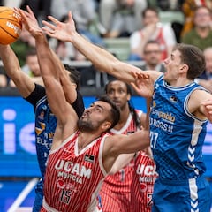 El UCAM arrolla al Burgos