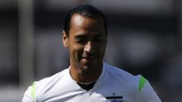 Luis Pedro Figueroa ha intensificado la carga física y estará a disposición de Tapia para el duelo con Atlético Mineiro.