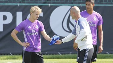 Zidane hands Odegaard first senior start against Cultural