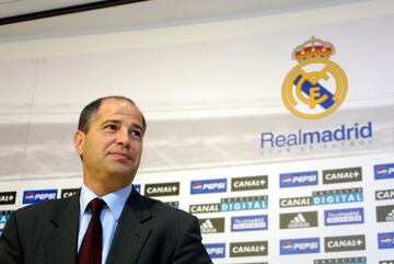 En julio de 2002, Imbroda fue presentado como nuevo entrenador del Real Madrid donde dirigió al equipo la temporada 2002-2003. 