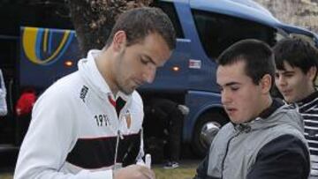 <b>EL 'GUDARI'. </b>Soldado dejó un buen recuerdo en Pamplona y él lo tiene de Osasuna. Fue el equipo que le dio su primera oportunidad y devolvió la confianza, con 13 goles como rojillo.