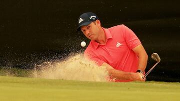 Sergio García golpea la bola durante la primera jornada del Abierto de Australia en el Australian Golf Club de Sydney, Australia.