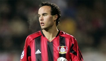 Landon Donovan, uno de los mejores jugadores estadounidenses de todos los tiempos, no triunfó en el Bayer Leverkusen. Sin embargo, luego jugó bien en el Everton.