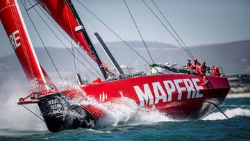 El 'Mapfre' camino de Melbourne, procedente de Ciudad del Cabo, en la tercera etapa de la Volvo Ocean Race.