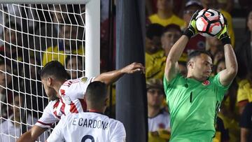 Ospina iguala los 68 partidos de René Higuita en la Selección