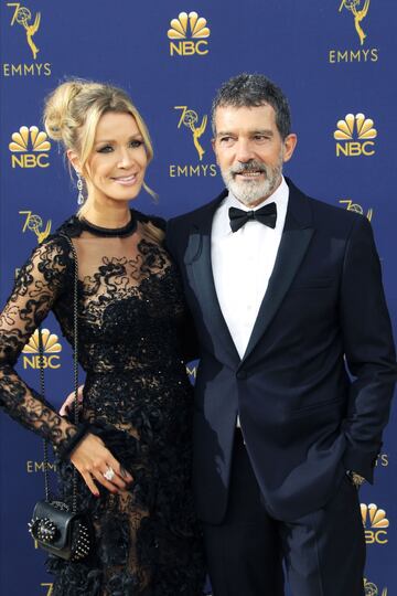 Glamour y moda en la alfombra roja de los Emmy