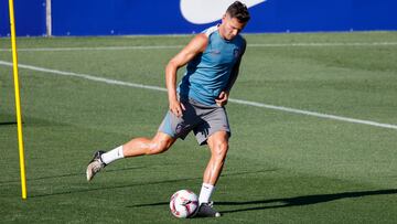 Saúl en el primer entrenamiento del Atlético de Madrid