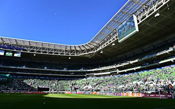 También es conocido como Arena Palmeiras. Fue construido en 2014 tras la demolición del Estadio Palestra Itália en 2010. Tiene capacidad para 55 mil espectadores.