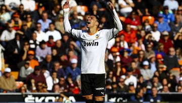 Rodrigo Moreno of Valencia CF  during  spanish La Liga match between Valencia CF and SD Eibar at Mestalla Stadium on January 4, 2020. (Photo by Jose Miguel Fernandez/NurPhoto via Getty Images) (Photo by Jose Miguel Fernandez/NurPhoto via Getty Images)