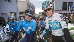 Mikel Landa y Chris Froome posan antes de la salida de la primera etapa de la Vuelta a Andaluc&iacute;a 2018 en la localidad malague&ntilde;a de Mijas.
 