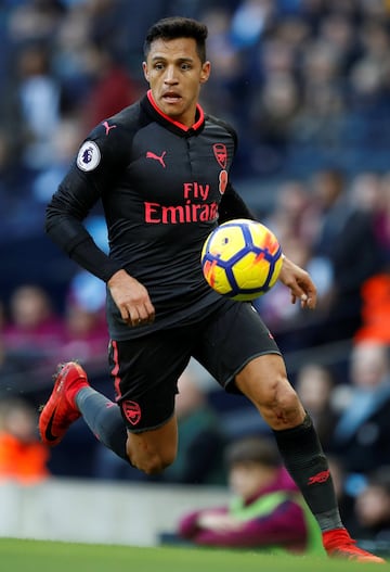 Así fue el ingrato partido de Alexis ante el Manchester City